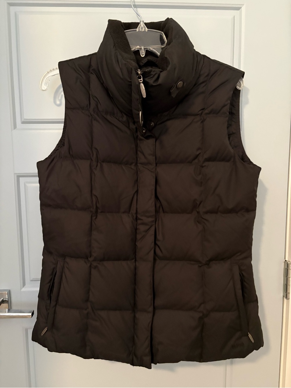 Eddie Bauer premium 700 Fill Down Quilted Puffer Vest - Black